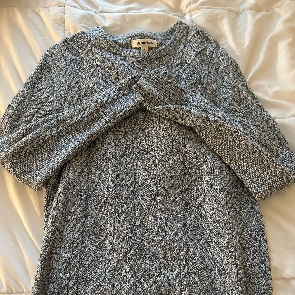 Good threads cable knit sweater